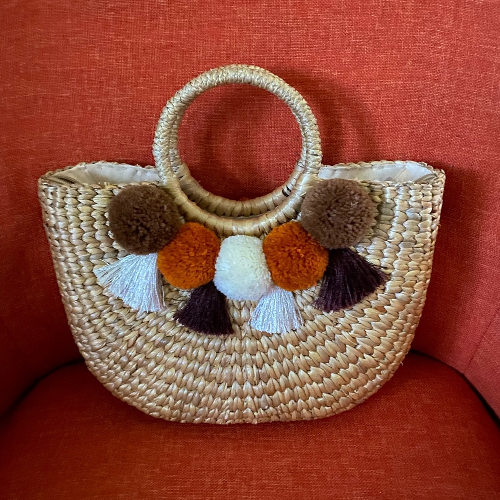 Woven tote